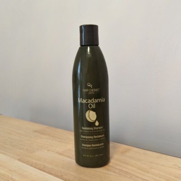 Hair Chemist Macadamia Oil Revitalizing Shampoo 10 fl oz - Picture 1 of 3